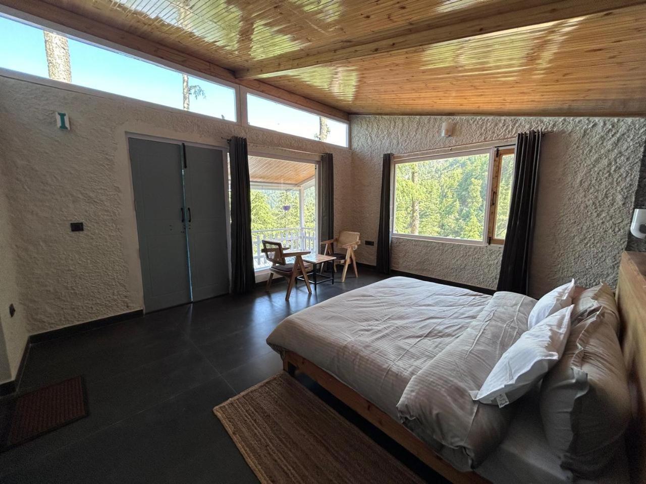 Ilika Resort Chakrāta Exteriör bild