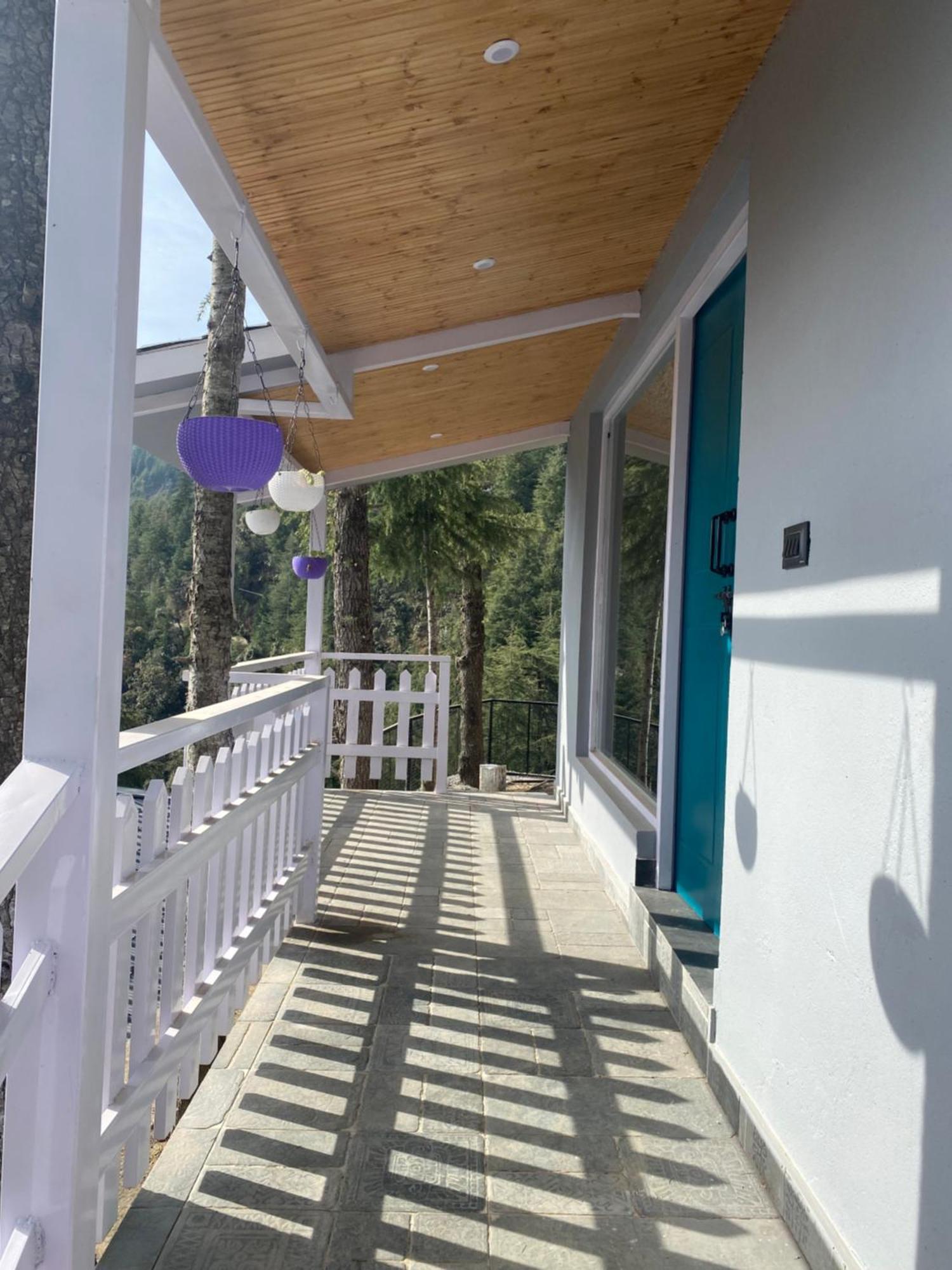 Ilika Resort Chakrāta Exteriör bild