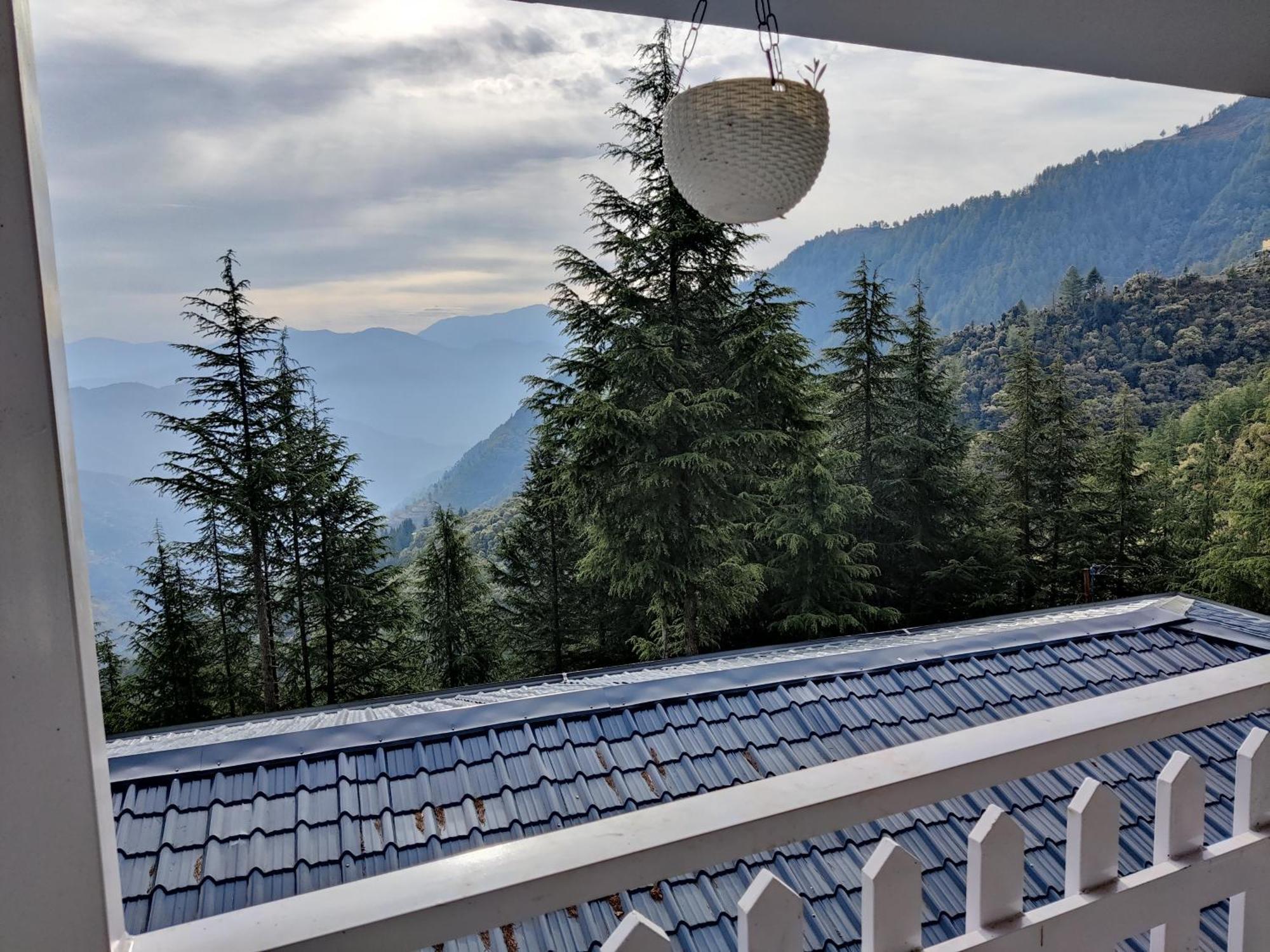 Ilika Resort Chakrāta Exteriör bild
