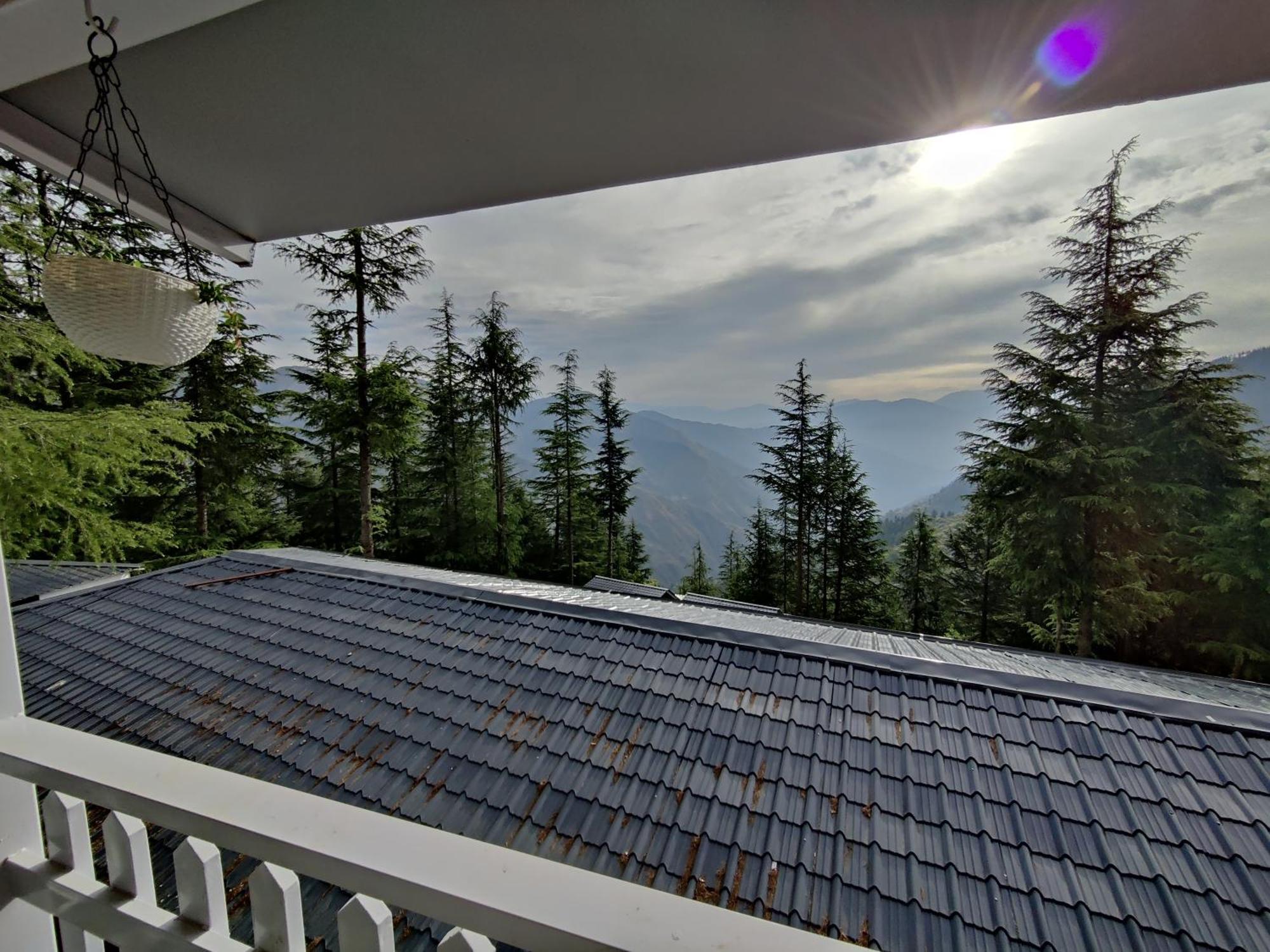 Ilika Resort Chakrāta Exteriör bild